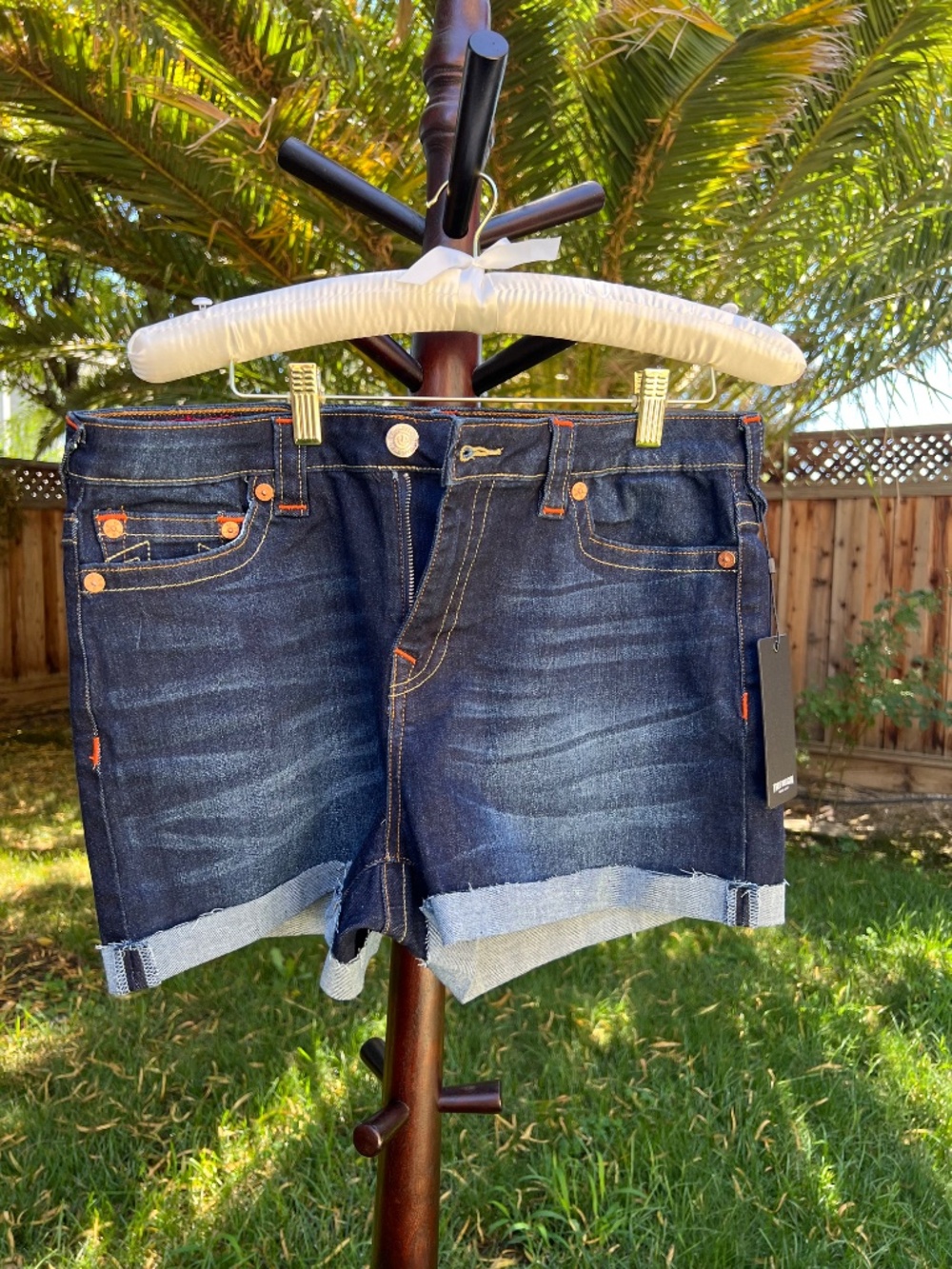 NWT True Religion Jennie Curvy Stretch Rolled Hem Shorts SZ 31